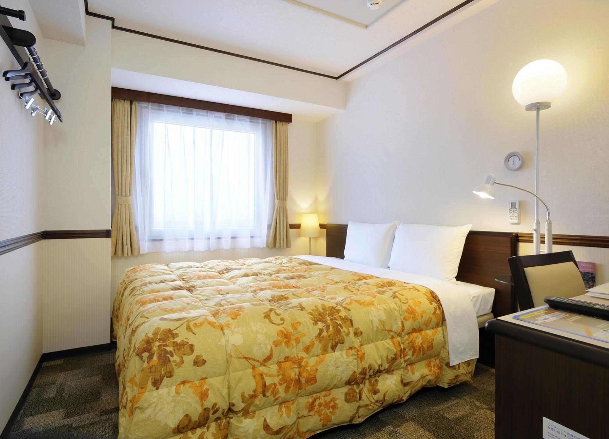 Toyoko Ekimae Ryokan
